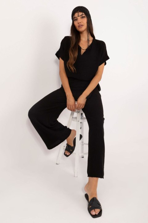 Spodnie Komplet Model DHJ-KMPL-3301.63 Black - Italy Moda Spodnie Komplet Model DHJ-KMPL-3301.63 Black - Italy Moda