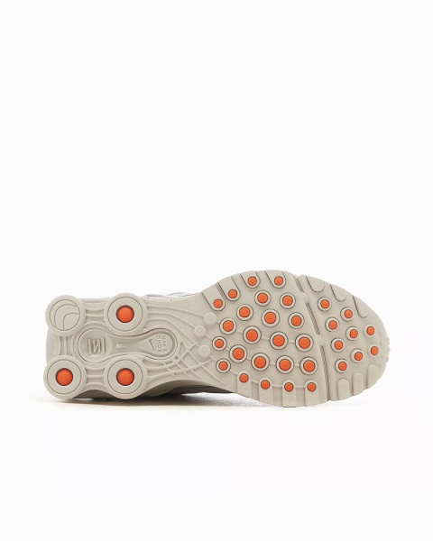 Buty Nike Shox R4 Light Bone - HQ5412-072 Buty Nike Shox R4 Light Bone - HQ5412-072
