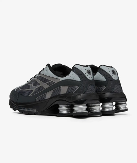 Buty Nike Shox R4 Szare - IB4470-099