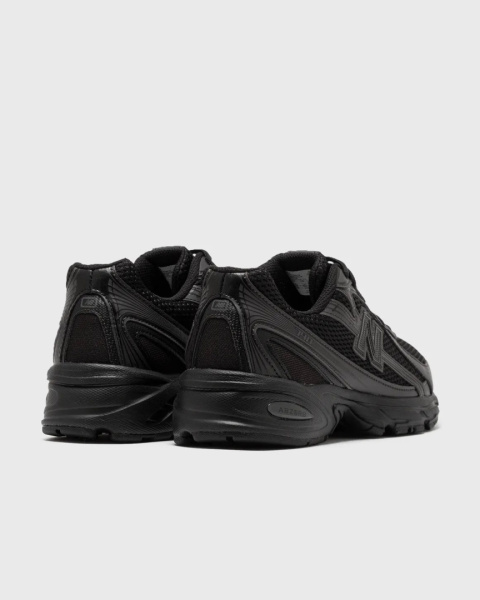 Buty New Balance Czarne - U740BO2 Buty New Balance Czarne - U740BO2