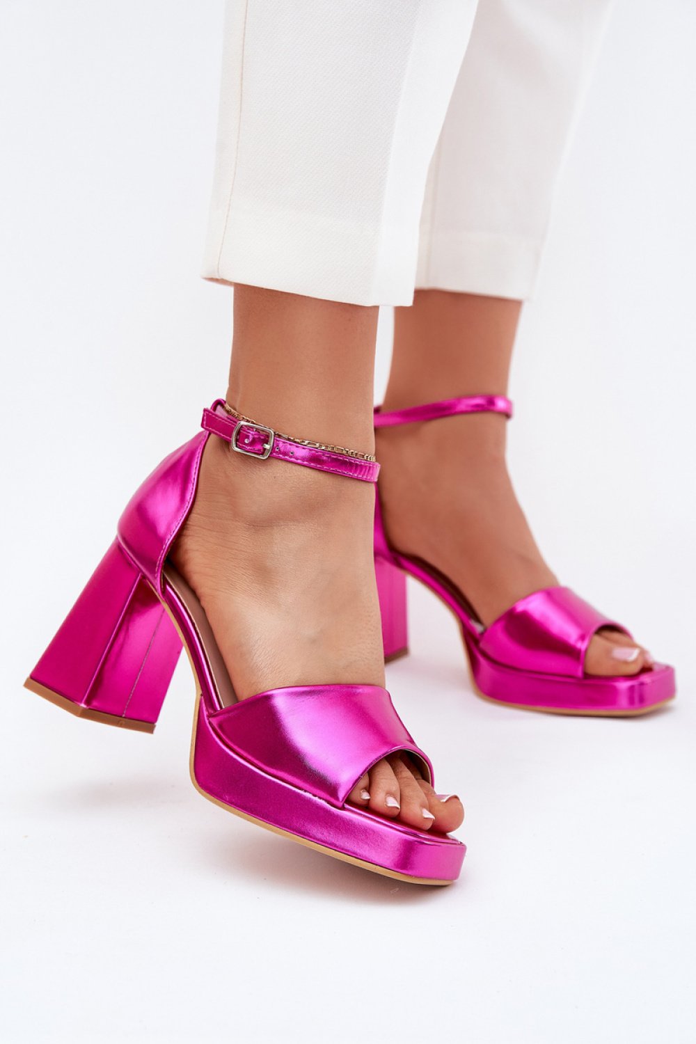 Sandały Model Marila KK54P Fuksja - Step in style