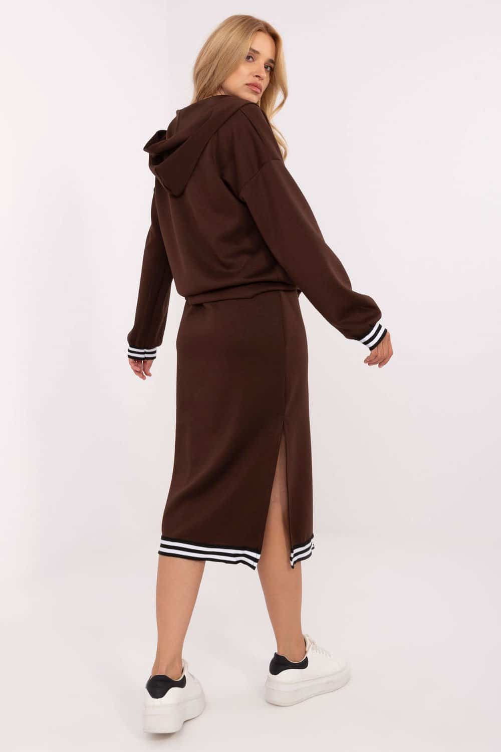 Sukienka Komplet Model IT-KMPL-9719.64 Dark Brown - Rue Paris - obrazek 3