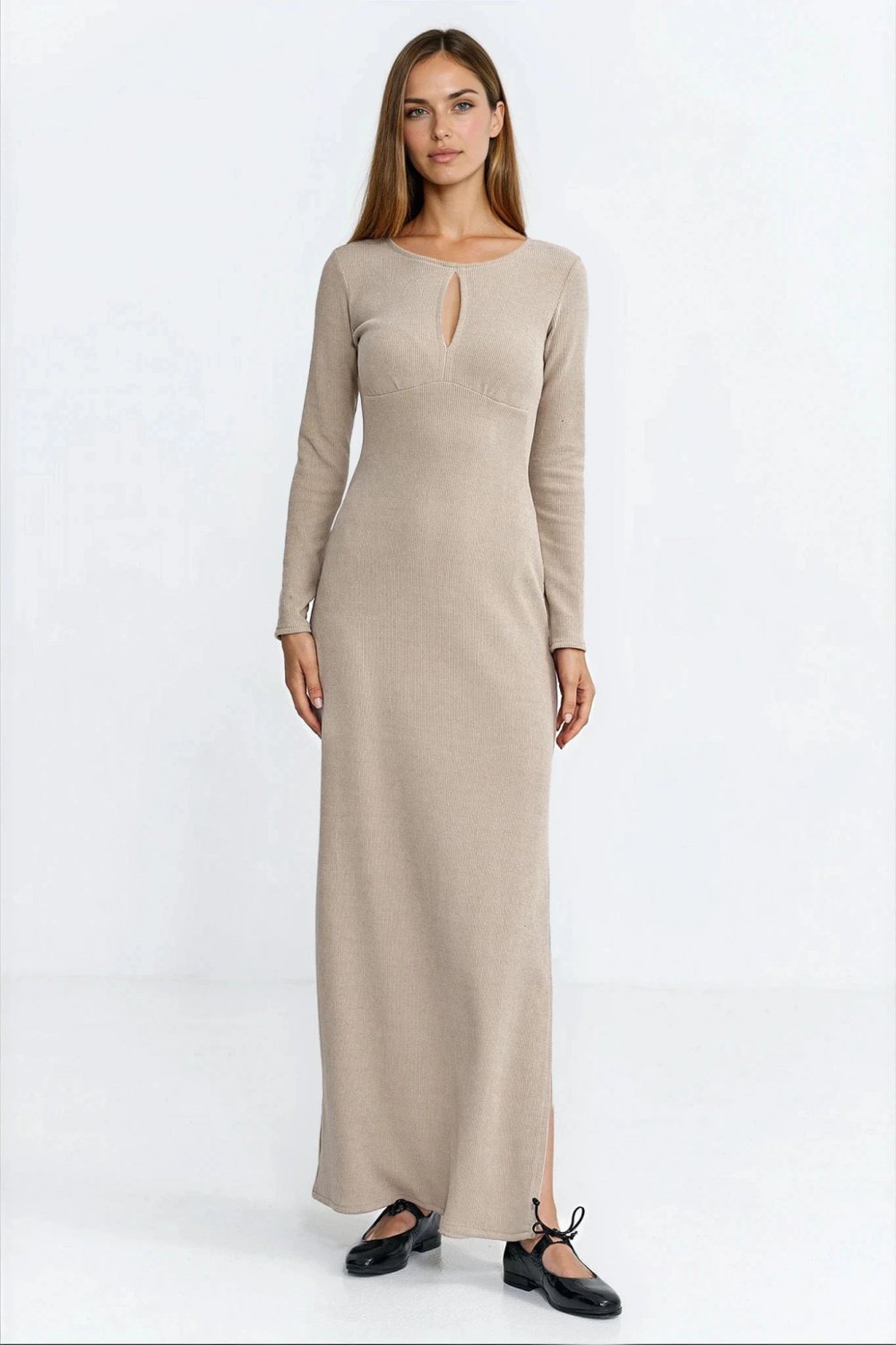 Sukienka maxi z łezką na dekolcie S283 Beige - Nife - obrazek 2