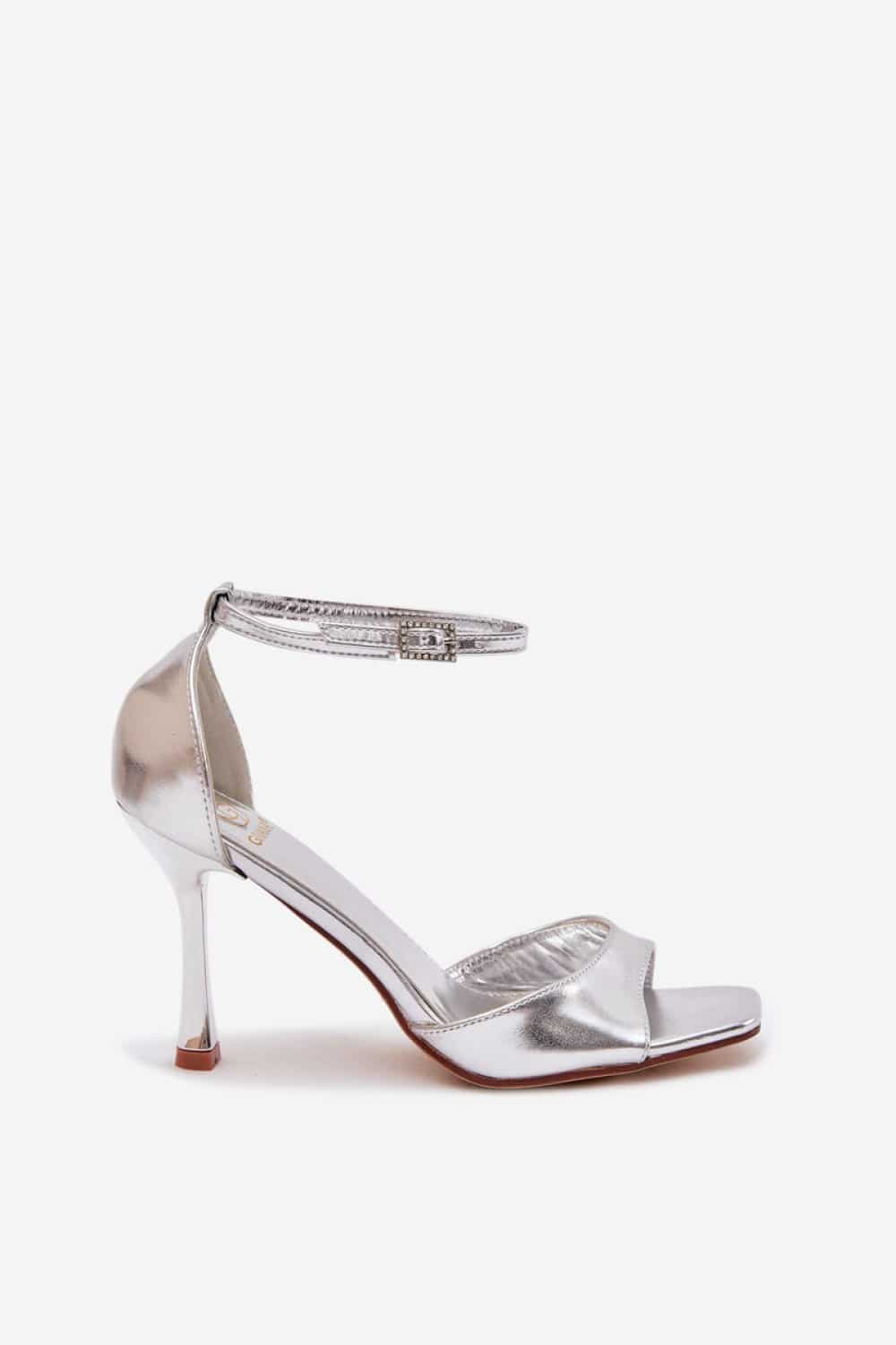 Sandały Model Revella LOLA5266 Silver - Step in style - obrazek 3
