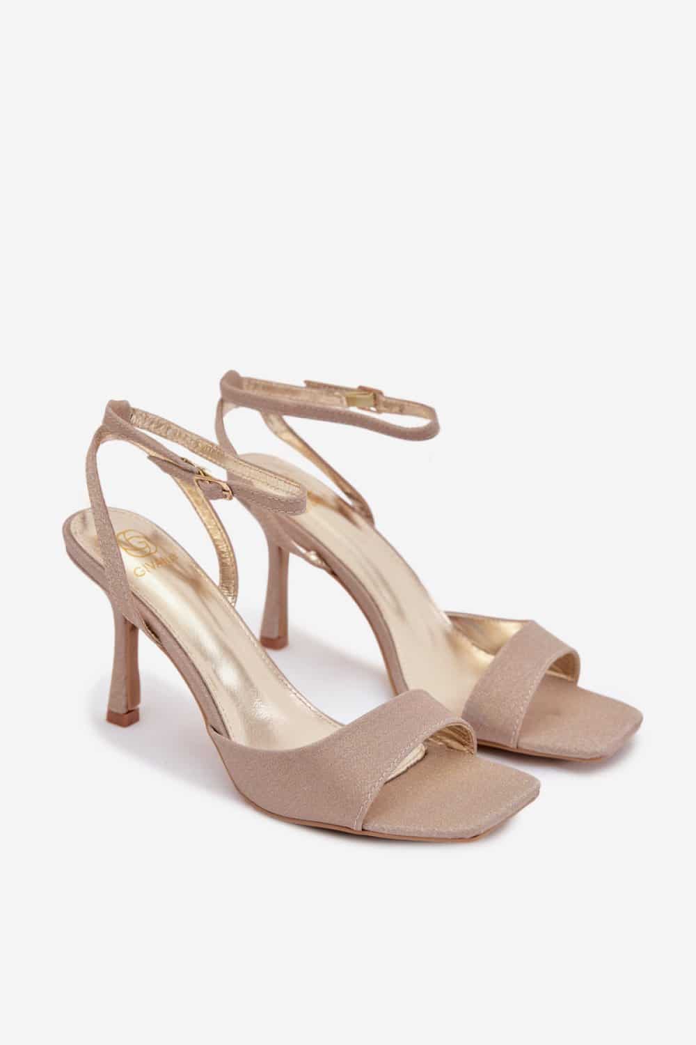 Sandały Model Brisora SQC-203 Gold - Step in style - obrazek 2